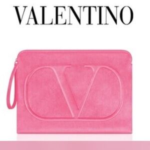Valentino Beauty Laptop Case 💗